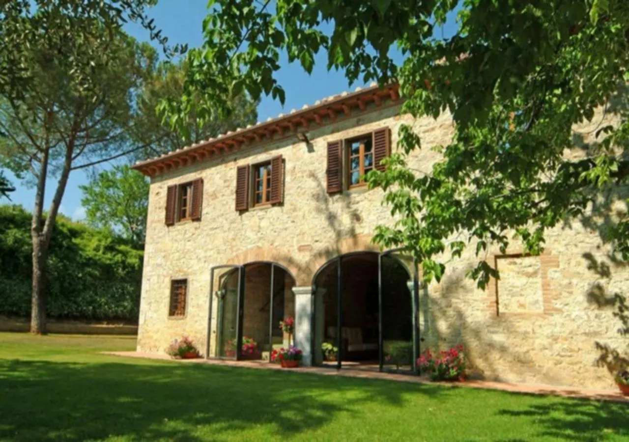 Podere Lucignano Secondo Agriturismo Gaiole in Chianti 0*,