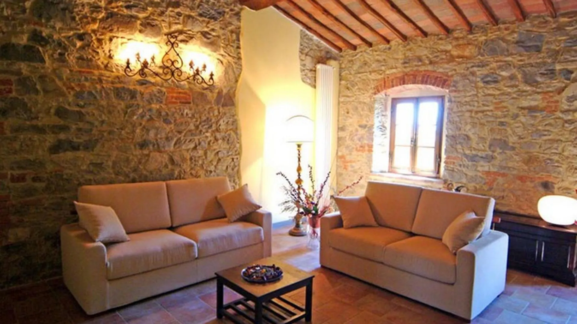 Podere Lucignano Secondo Agriturismo Gaiole in Chianti