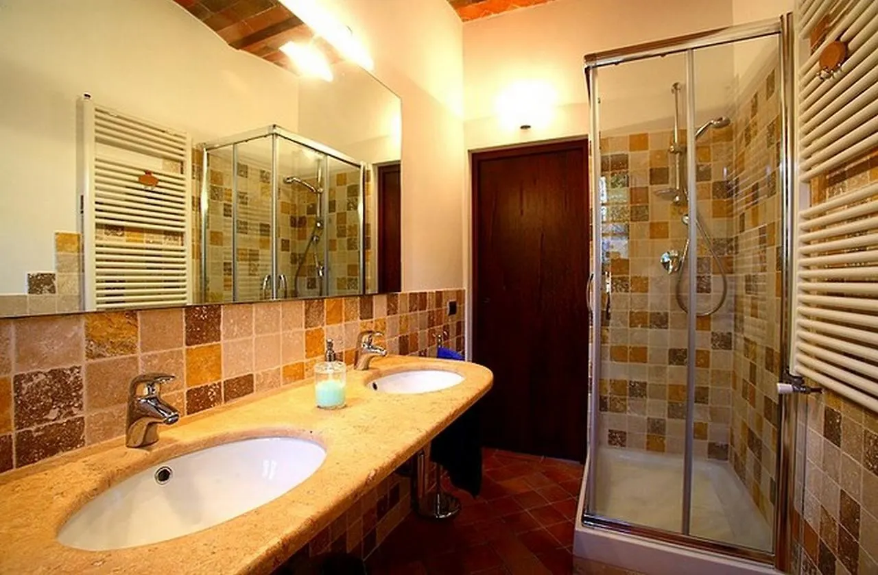 Podere Lucignano Secondo Agriturismo Gaiole in Chianti Villa