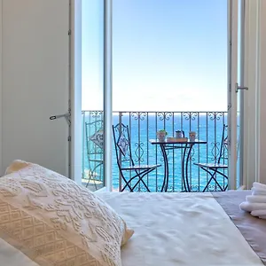 Terrazza & Romantica Sospese Sul Mare Del Borgo Antico --- Terrace & Romantic Over The Sea Of The Ancient Village , Castelsardo Italien